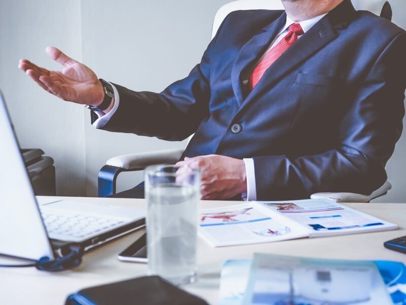 Smart Ways To Reduce Your Business Expenses in Canada (2024)