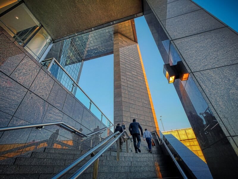 Lucrative Remote Jobs in Canada: Opportunities and Pathways
